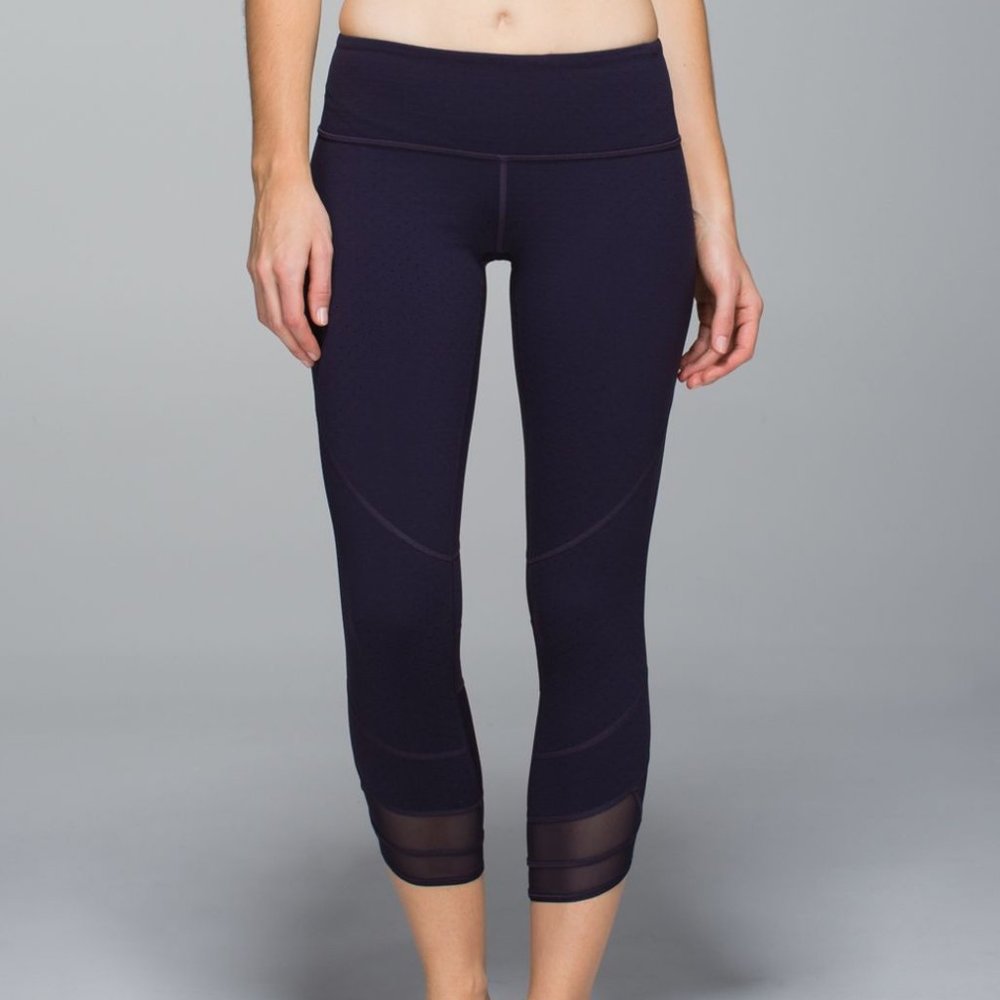 LULULEMON purple emerge renewed crop